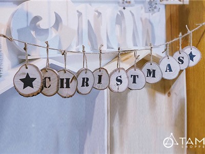 Dây treo chữ Christmas lát cây gỗ tự nhiên XMAS-DCHU-03